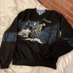 Colorado Wolf Botton Crew Neck Sweatshirt